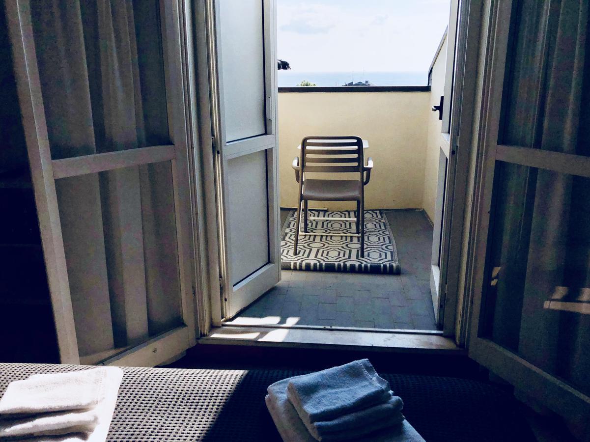 Hotel Aplo Cervia Buitenkant foto