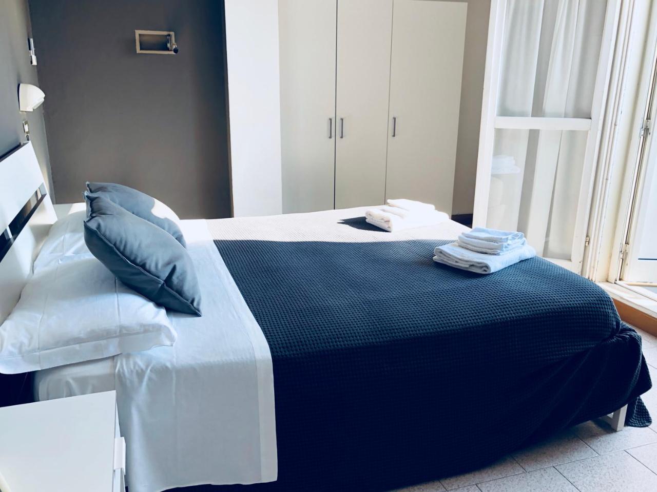 Hotel Aplo Cervia Buitenkant foto